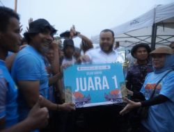 Tim Redist Merah Sabet Juara I Selaju Sampan HJK Padang