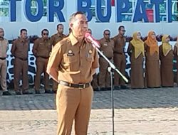 Sekda Medison Pimpin Apel Pagi di Lingkungan Pemkab Solok : Tegaskan Profesionalisme ASN dan Tertib Administrasi