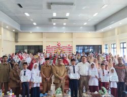 Salurkan Beasiswa PIP Gelombang Ke 2 untuk 437 Siswa Sumbar, Irman Gusman: Akan Terus Diperluas