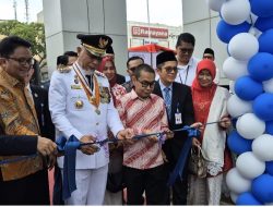 Gubernur Sumbar Resmikan Ruang PPID Bank Nagari, Dorong Keterbukaan Informasi Publik di BUMD