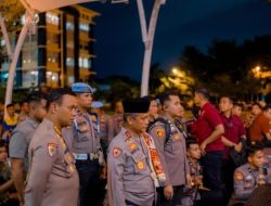 Kapolda Sumbar Irjen Pol Gatot Tri Suryanta Turun Langsung Temui Massa, Minta Maaf atas Insiden Tewasnya Pengemudi Ojol