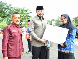 Pemko Padang Serahkan 1.537 SK PPPK, Wako Fadly Amran: Kita Adalah Pelayan Masyarakat