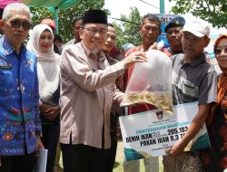 Nelayan Padang Kian Berdaya, Pemerintah Salurkan Mesin, Jaring hingga Benih Ikan