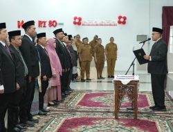 Lantik 53 Pejabat Administrator dan Pengawas, Sekdaprov Sumbar Tekankan Dampak Kinerja