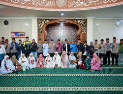 Bupati Solok Bersama Kapolda Sumbar Gelar Subuh Berjamaah di Masjid Ummi Alahan Panjang