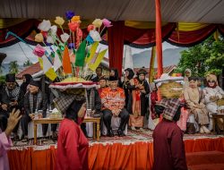 Gubernur Mahyeldi Buka Festival Rang Solok Baralek Gadang 2025