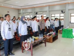 Bupati Welly Suhery Didampingi Wabup Ikuti Peluncuran Kelembagaan Koperasi Merah Putih secara Virtual oleh Presiden RI