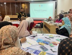 DISKOP UKM dan Hatta Aksara Project Uji Coba Board Game Kooperatif Untuk Metode Pelatihan KDMP Se-Sumbar