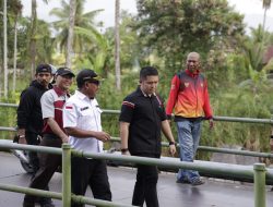 M. Iqra Chissa Putra Tinjau Perkembangan Pembangunan Infrastruktur di Pauh Kuranji