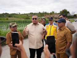 Bupati Solok dan Wakil Ketua Komisi VI DPR RI Tinjau Rencana Perbaikan Jalan Taratak Galundi