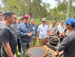 Irman Gusman Nikmati Kopi Lasi Reborn: Rasanya Tak Kalah dari Starbucks