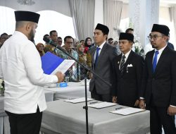Wako Fadly Amran Lantik 3 Dewan Pengawas Perumda Air Minum Kota Padang