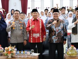 Ketua DPRD Sumbar Muhidi Dorong Penguatan Seni dan Budaya di Sekolah Melalui Skolart Fest 2025