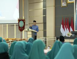 Buka Rakerda PKK Sumbar 2025, Mahyeldi Minta Gerakan PKK Aktif Hingga ke Nagari