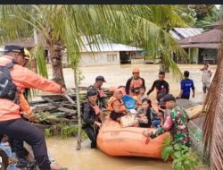 Pinggiran Pantai Pasaman Barat Terisolasi Akibat Banjir