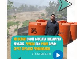 Kolaborasi Dinas Perkim Padang dengan Pemuda AM, Air Tersalurkan ke Daerah Terdampak