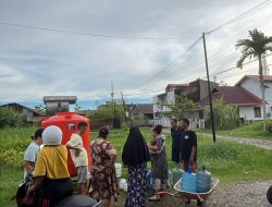 Injourney Airports Gerak Cepat Salurkan Air Bersih ke Warga Terdampak Banjir Sumbar