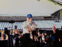 Presiden Prabowo: “Pemerintah Harus Hadir Secepat Mungkin” Saat Tinjau Lokasi Bencana di Sumbar