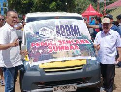 APBMI Sumbar Salurkan Bantuan untuk Korban Banjir Bandang di Batu Busuk Pauh