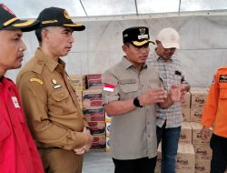 Bupati Solok Tinjau Gudang Logistik Posko Utama Bencana Hidrometeologi di Kotobaru