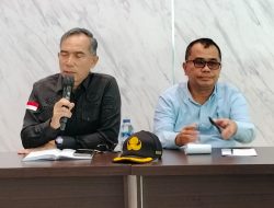 Evaluasi Penanganan Bencana Hidrometeorologi, Sekda Medison Tekankan Laporan Data dan Percepatan Pembersihan Pasca Bencana