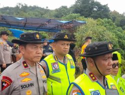 Kapolda Sumbar Lepas 24 Korban Tak Teridentifikasi Pasca Banjir Ke Pemakaman Bungus Teluk Kabung