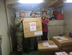 PT Len Kirim 10 PLTS Portable, Atasi Isolasi Listrik Bencana di Sumatera