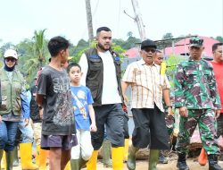 Walikota Fadly Amran Pimpin Langsung Aksi Goro Pembersihan Material Pasca Banjir