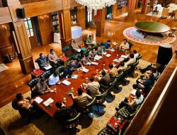 Mendadak Presiden Panggil Banyak Menteri ke Hambalang, Ini Penegasan Prabowo