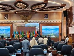 DPRD Sumbar Gelar Paripurna, Fraksi-Fraksi Sampaikan Pandangan Umum Ranperda Jasa Konstruksi