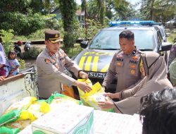 Hasil Penjualan Tiket Grasstrack Motocross, Kapolres Pasaman Barat Donasikan Kepada Masyarakat Terdampak Bencana di Sasak Ranah Pasisie