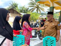 Bupati Pasaman Barat Pastikan Kondisi Masyarakat Terdampak Banjir dan Longsor Berangsur Membaik