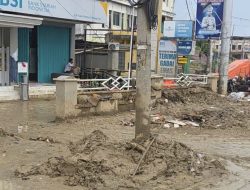 Sungai dari Langit’ dan Lumpur Lembut Sumatera Oleh: Khairul Jasmi