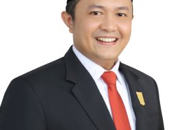 Kearifan Lokal sebagai Fondasi Ketahanan Sosial–Ekologis: Refleksi Pasca-Bencana Oleh: Muhayatul, S.E., M.Si (Mahasiswa Doktoral Ilmu Lingkungan Universitas Negeri Padang)