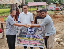 HM Tauhid: Bantuan APBMI Kaltim untuk Huntara dan Air Bersih Warga Padang Terdampak