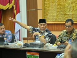 Gubernur Sumbar Pimpin Rapat Koordinasi Penanganan Krisis Air Bersih di Kota Padang