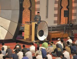 Gubernur Mahyeldi: Ramadan Momentum Perkuat Ketakwaan dan Solidaritas Sosial