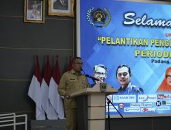 Hadiri Pelantikan PWI,Sekdaprov Sumbar: Di Era Disrupsi Digital Kebenaran Harus Lebih Utama dari Kecepatan