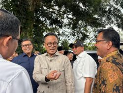 Singgah di Tanjuang Alam, Dony Oskaria Menghidupkan Lagi Kenangan Masa Kecil