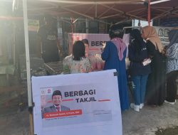 Rahmat Saleh Galakkan #Berbagi Takjil, Sasar Pedagang Takjil yang Minim Pembeli