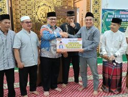 Safari Ramadan di Masjid Muhlishin, Ketua DPRD Sumbar Muhidi Ingatkan Keutamaan Silaturahmi dan Al-Qur’an