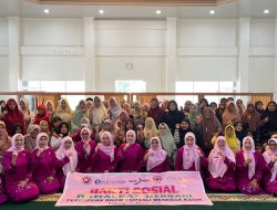 Ramadan Perdana Kepemimpinan Dianita Maulin, BKOW Sumbar Salurkan Ratusan Bantuan Paket Sembako