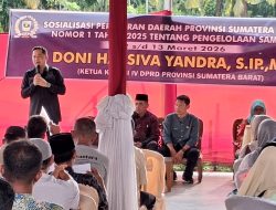 Ketua Komisi IV DPRD Sumbar Doni Harsiva Sosialisasikan Perda Pengelolaan Sampah di Linggo Sari Baganti