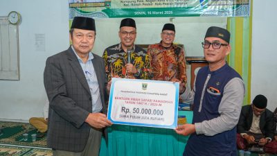 Safari Ramadan di Pesisir Selatan, Sekda Sumbar Ajak Masyarakat Jaga Generasi Muda dari Pengaruh Narkoba