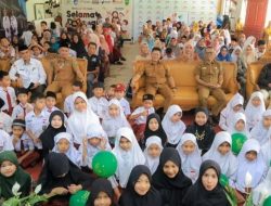 Bupati Pasaman Apresiasi Program Sedekah Subuh SDN 05 Pauh