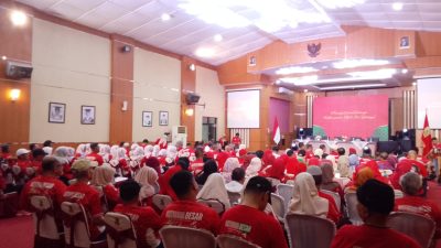 Lautan Merah Padati Mubes IKA FHUA 2026 di Padang