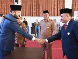 Walikota Fadly Amran Lantik Raju Minropa Sebagai Sekda Kota Padang
