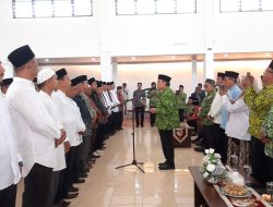 Wawako Maigus Nasir Lantik Pengurus DMI se- Kota Padang Usung Tema “Memakmurkan Masjid, Padang Maju Sejahtera”