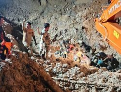 Akibat Longsor, Sembilan Orang Penambang Emas Ilegal di Sinjunjung Meninggal Dunia