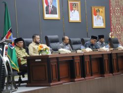DPRD Padang Gelar Paripurna Penyampaian Pandangan Fraksi Fraksi Terkait LKPD APBD dan KUA-PPAS Oleh Walikota Padang